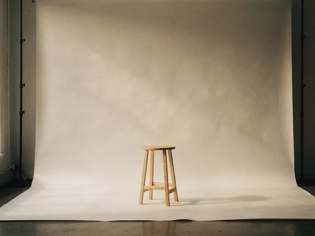 คอร์สแบบเสียเงิน — สตูดิโอ